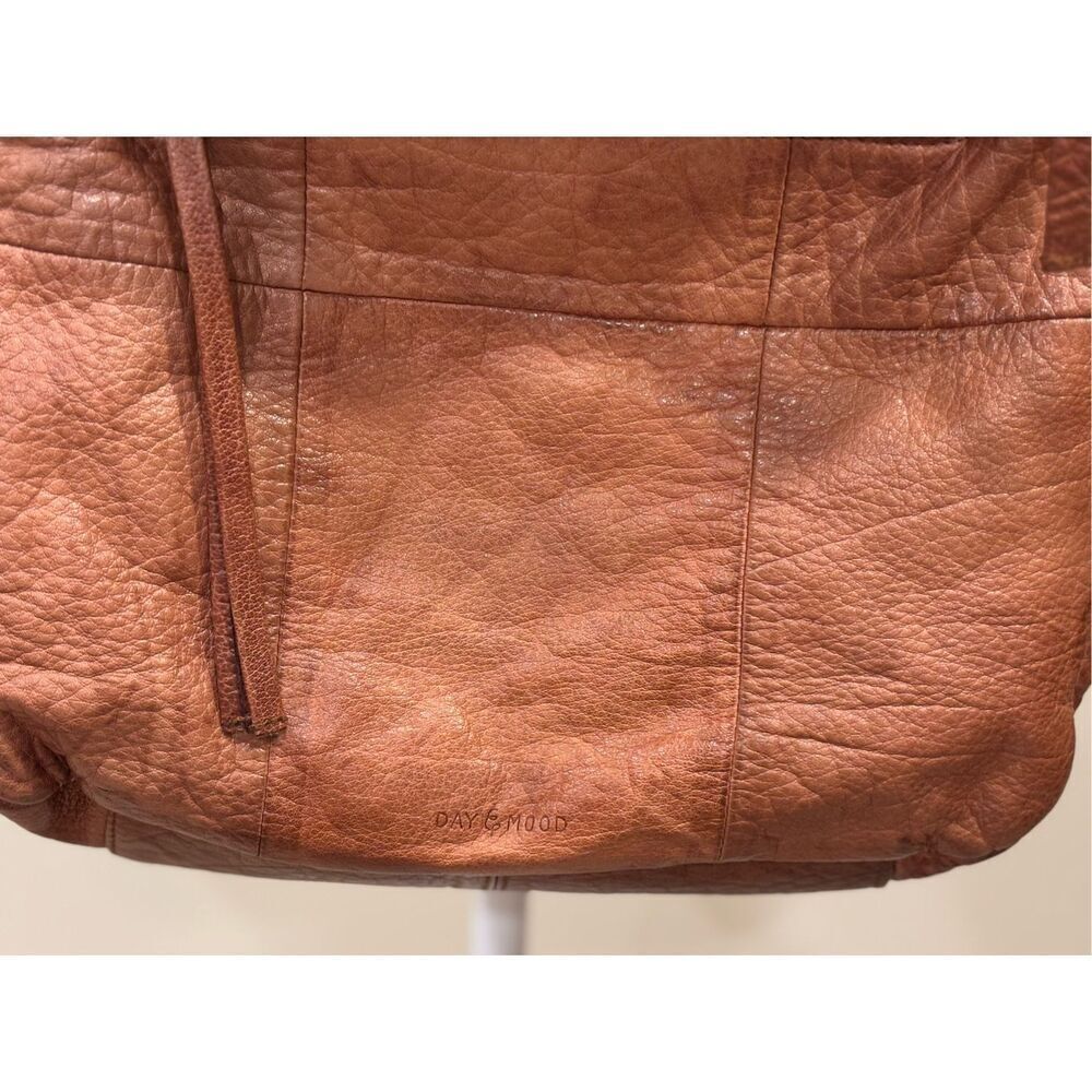 Day & Mood Women's Esther Leather Hobo Crossbody Bag Brown - Picture 3 of 8